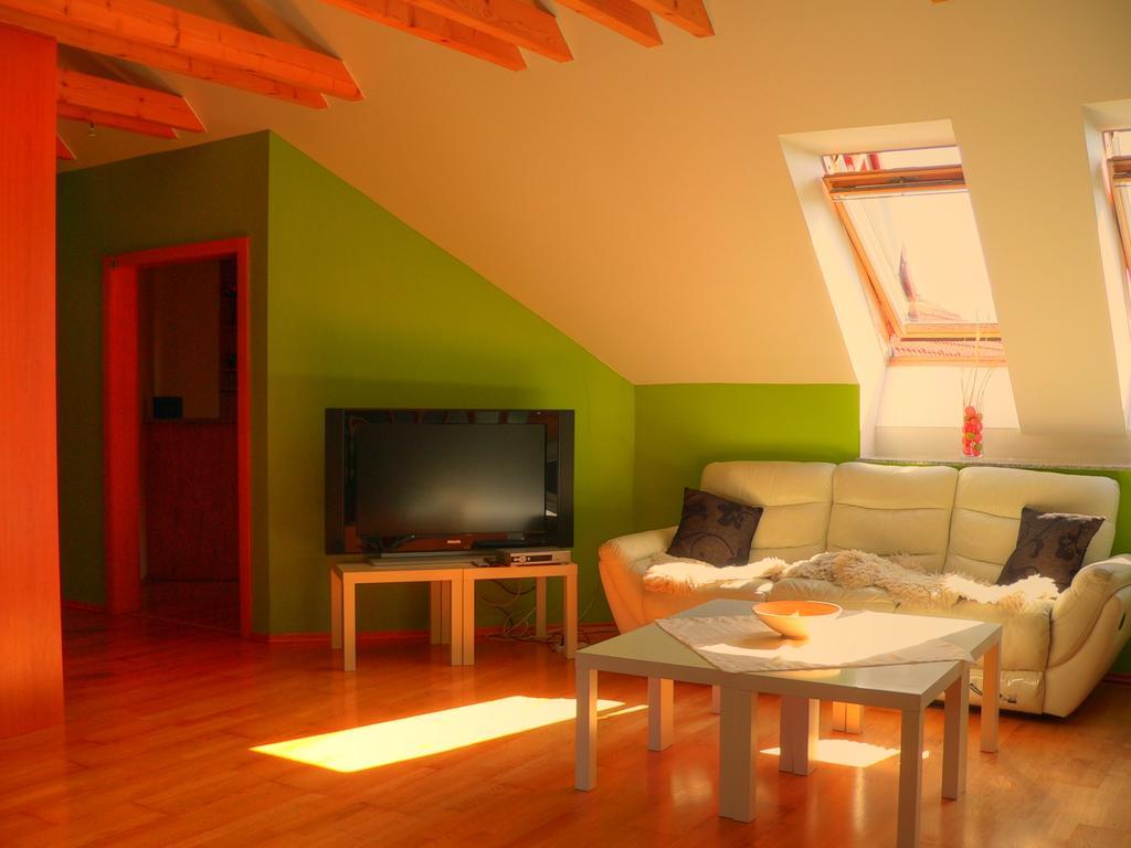 Privat Baja Hotel Liptovský Mikuláš Стая снимка
