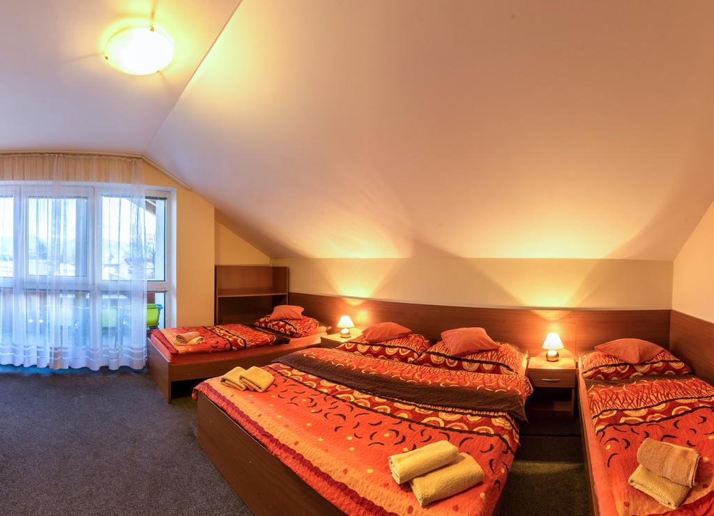 Privat Baja Hotel Liptovský Mikuláš Екстериор снимка