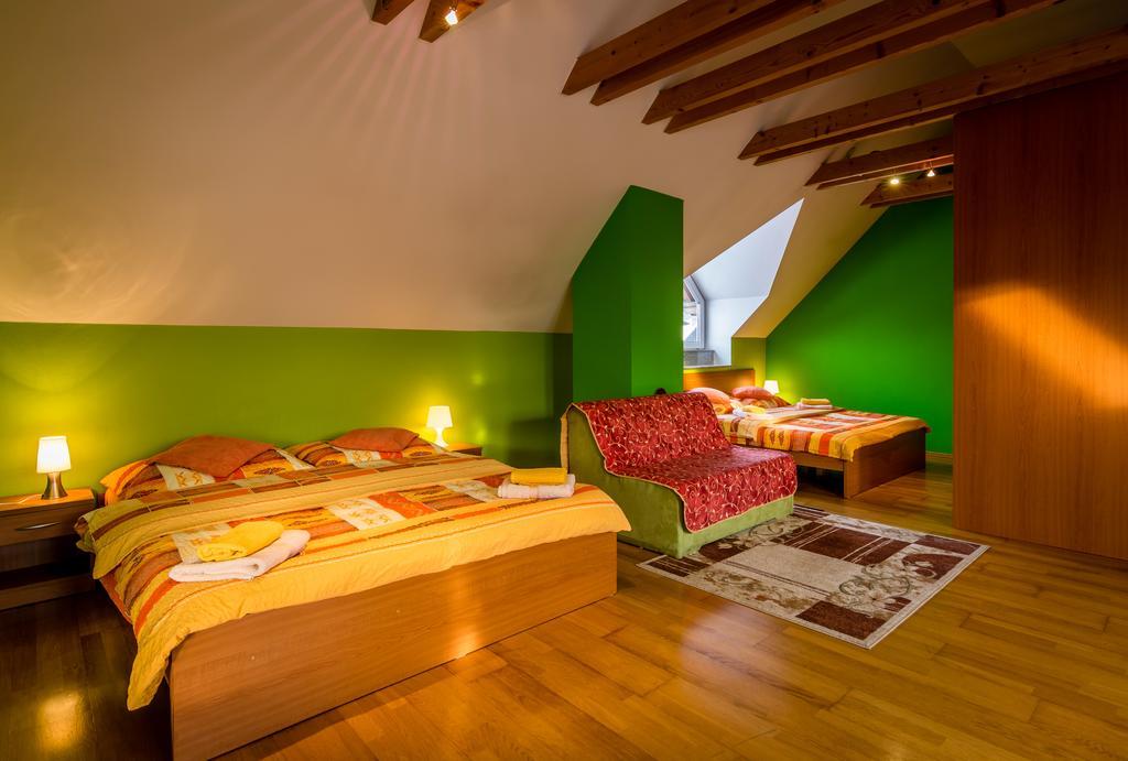 Privat Baja Hotel Liptovský Mikuláš Стая снимка